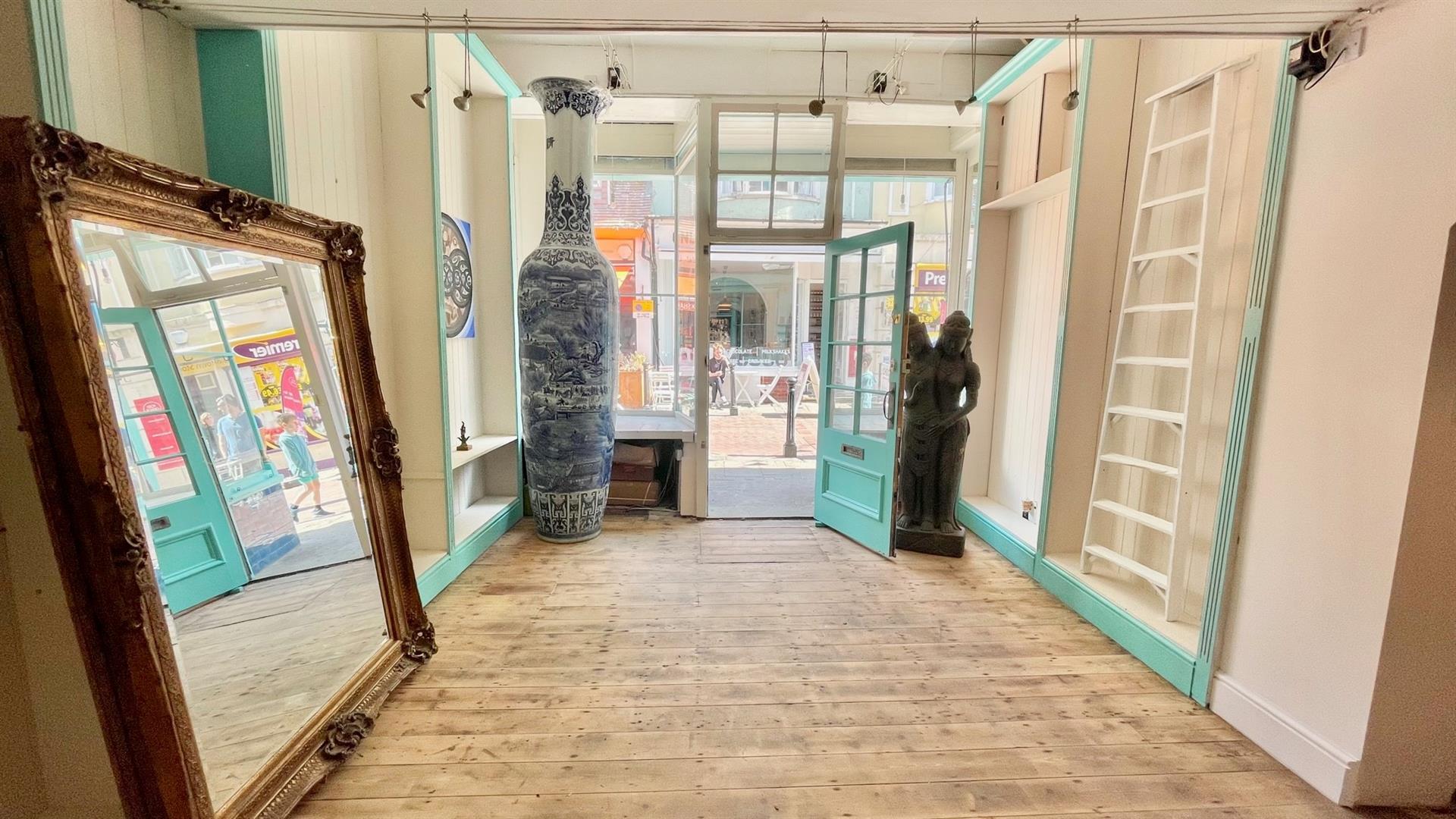 1 bed property in George Street, Old Town, Hastings